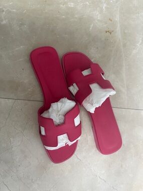 Hermes Hot Pink H Slide Leather Slide Sandals